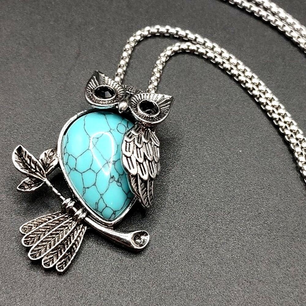 Silver & Blue Turquoise Owl Owl Necklace Bird Jewelry Women's Boho Vtg Fashion